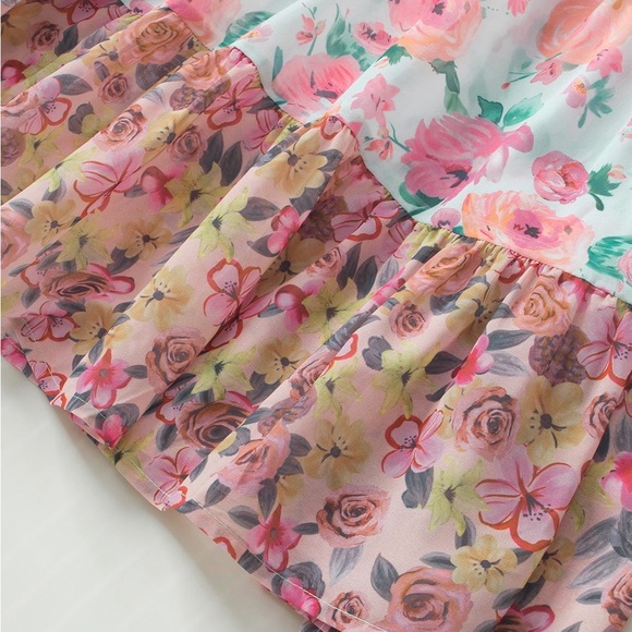 Green Printed Floral Patchwork Frilled Split
Neck Blouse Bohemian Top - Picture 14 of 16